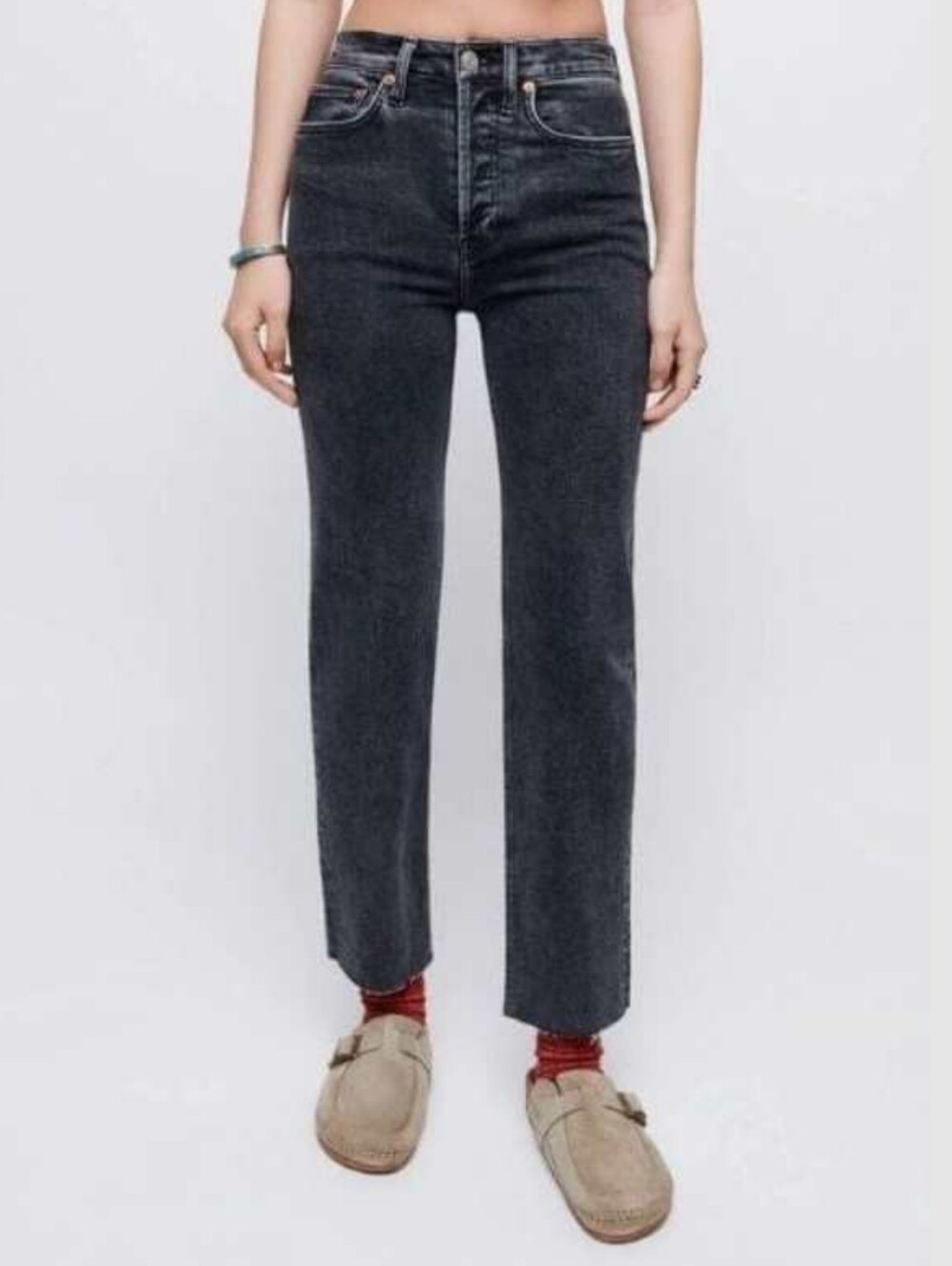 RE/DONE Jeans 70s Stove Pipe Distressed Jeans In Stoned Noir